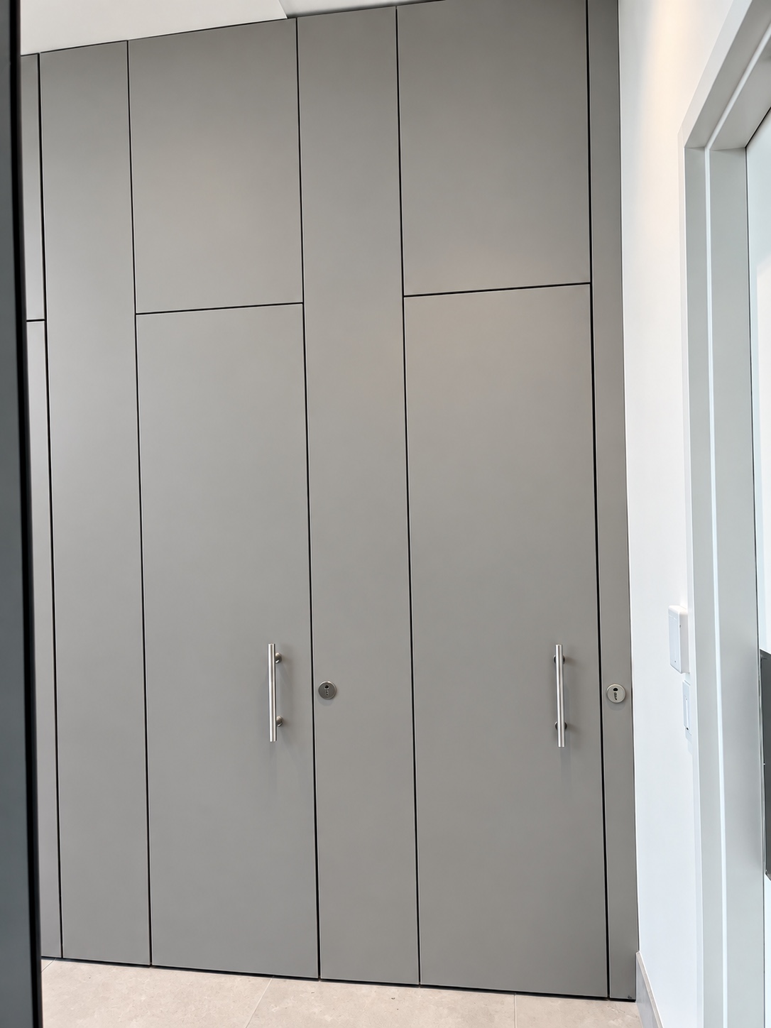 Full-height INFINITY partition doors at the Johns Hopkins JH Agora Building